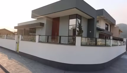 Casa para Venda em São José, Forquilhas, 3 suítes, 4 banheiros, 2 vagas