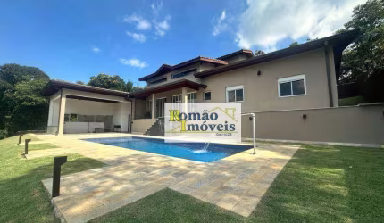 **Casa à Venda no Condomínio Lago da Cantareira em Mairiporã/SP**