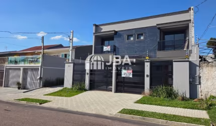 CONDOMÍNIO DE SOBRADOS NA MELHOR LOCALIZAÇÃO DO BAIRRO