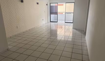 Excelente Apartamento de 03 quartos, sendo 01 suíte,  01 vaga de garagem coberta  - Manaira