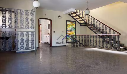 Casa com 4 dormitórios à venda, 251 m² por R$ 1.500.000,00 - Chácara Urbana - Jundiaí/SP
