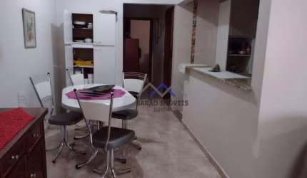 Casa térrea com quintal a venda no Sarapiranga/Medeiros