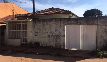 CASA TÉRREA DE ESQUINA À VENDA - NA VILA JOANA / OPORTUNIDADE