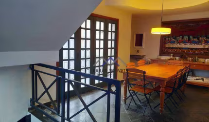 CASA/SOBRADO RESIDENCIAL E COMERCIAL  À VENDA/ ÓTIMA LOCALIZAÇÃO NO CENTRO DE ITATIBA
