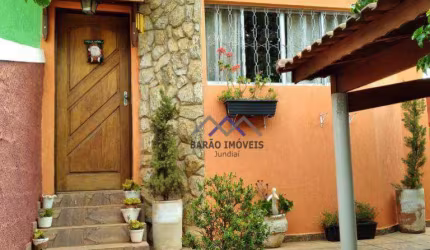 Casa a venda em Jarinu com 2 dormitórios próximo ao centro