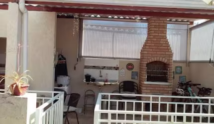 Casa com 4 dormitórios à venda, 94 m² por R$ 470.000,00 - Centro - Jundiaí/SP