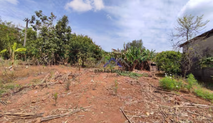 TERRENO À VENDA NO CAXAMBU