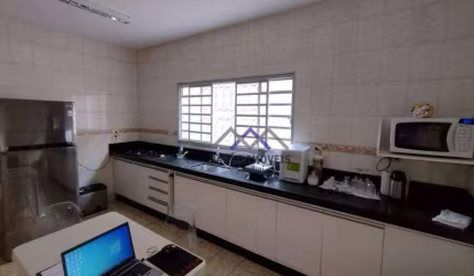 Casa com 3 dormitórios à venda, 177 m² por R$ 745.000,00 - Residencial Burck - Louveira/SP
