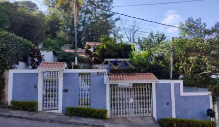 CASA TÉRREA ESTILO CHACÁRA A VENDA EM JUNDIAÍ - SP.