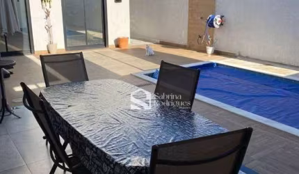 Casa com 4 dormitórios à venda, 159 m² por R$ 1.280.000 - Jardim Mantova Residencial - Indaiatuba/SP