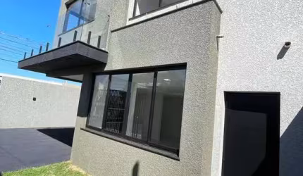 SOBRADO NO ALTO DO CÁNADA