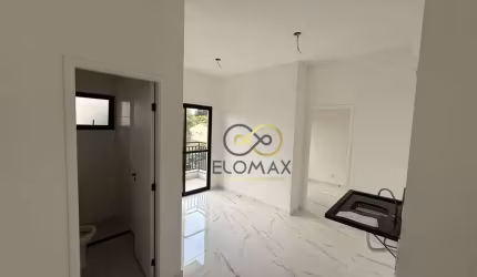 Apartamento na Vila Galvão com 1 dormitório e terraço