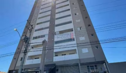 Apartamento mobiliado à venda no Edifício Solar Independência em Taubaté