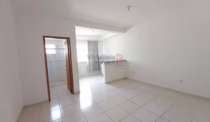 Kitnet para Locação no bairro Bela Vista com garagem.
