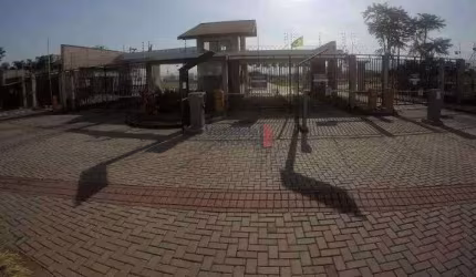 Casa em Condomínio à venda, 3 quartos, 1 suíte, 4 vagas, Residencial Ouroville - Taubaté/SP