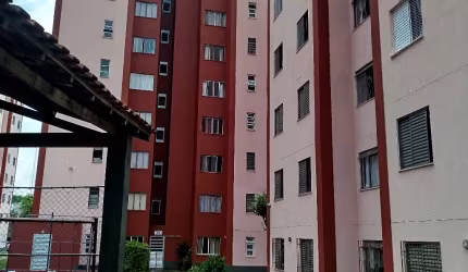 Apto 1 andar condomínio metalúrgico