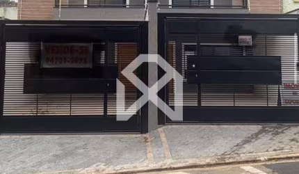 Sobrado à venda com 165m, 3 dormitórios/ 3 suites, 2 vagas, Ampla área externa, Vila Carrão, São Pa