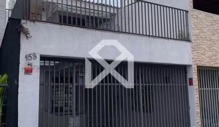 Sobrado para locação com 200m2, 3 dormitórios, 1 suíte, 2 Vagas de garagem, Chácara Santo Antônio (