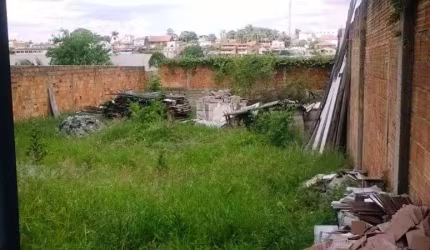 LOTE 525 m² Céu Azul /divisa com garça