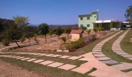 Terreno à venda no Centro, Jaboticatubas , 270 m2 por R$ 830.000