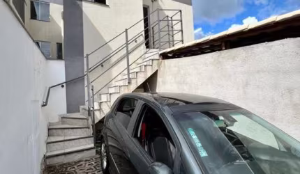 CASA GEMINADA DE DOIS QUARTOS NO BAIRRO ESPERANÇA ( JUSTINÓPOLIS )