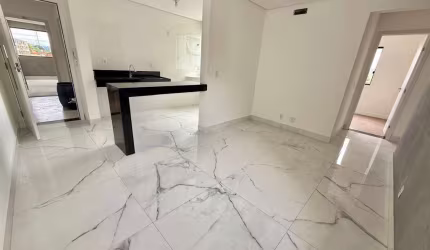 Apartamento de três quartos no Bairro Céu Azul