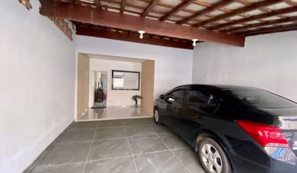 Casa à venda no bairro Jardim DOeste em Resende/RJ