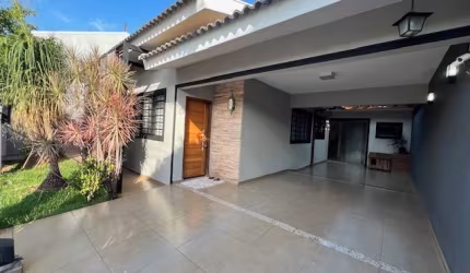 CASA 03 QUARTOS COM 01 SUITE.