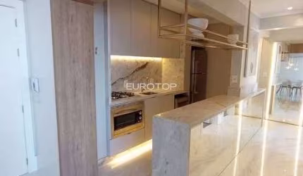 Apartamento finamente mobiliado, equipado e decorado! Novíssimo!