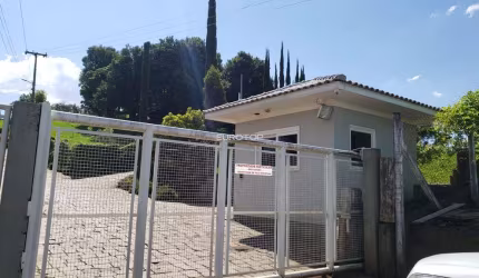 Amplo terreno em condomínio fechado!