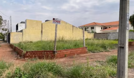 Terreno à venda na Avenida das Torres, Jardim Monte Rei, Maringá por R$ 290.000