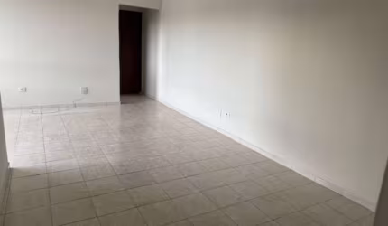 Apartamento com 2 quartos à venda na HUMAITÁ, 714, Zona 04, Maringá por R$ 380.000