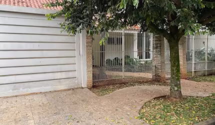 Casa à venda na Rua Alfredo Pujol, 1125, Zona 05, Maringá por R$ 2.300.000