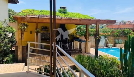 CASA TÉRREA COM AMPLO TERRENO - RETIRO DAS FONTES - ATIBAIA/SP