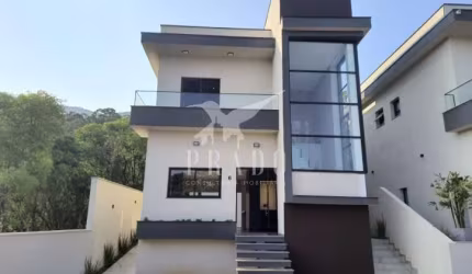 CASA EM CONDOMÍNIO FECHADO 3 DORMITÓRIOS E PISCINA - ATIBAIA/SP