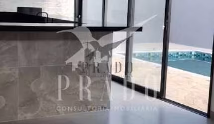 CASA TÉRREA COM PISCINA EM CONDOMÍNIO EM ATIBAIA-SP
