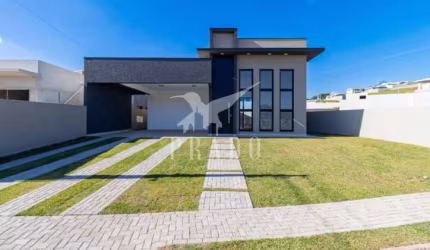Casa térrea em condomínio fechado 3 suítes e piscina - Bom Jesus dos Perdões