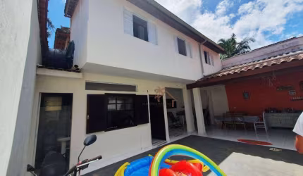 Casa com 5 dormitórios à venda, 100 m² por R$ 600.000 - Boiçucanga - São Sebastião/SP