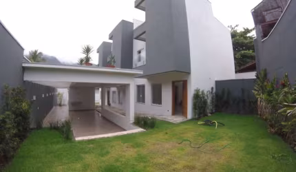 Casa com 6 dormitórios à venda, 200 m² por R$ 1.500.000,00 - Maresias - São Sebastião/SP