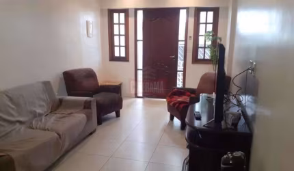 Casa à venda, 3 quartos, 1 suíte, 3 vagas, Vila Scarpelli - Santo André/SP
