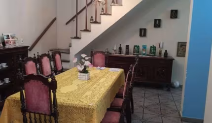 Sobrado à venda, 4 quartos, 1 suíte, 4 vagas, Jardim São Caetano - São Caetano do Sul/SP