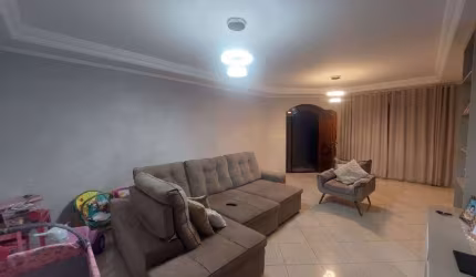 Sobrado à venda, 3 quartos, 1 suíte, 7 vagas, Nova Gerti - São Caetano do Sul/SP