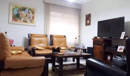 Casa à venda, 3 quartos, 1 vaga, Nova Gerti - São Caetano do Sul/SP