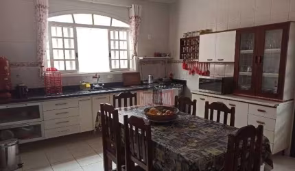 Sobrado à venda, 5 quartos, 2 suítes, 6 vagas, Jardim Virginia - Guarujá/SP