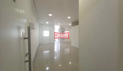 Sala Comercial a venda no Bairro Cerâmica em São Caetano do Sul