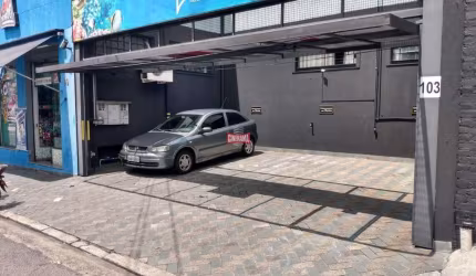 Prédio comercial com dois salões a venda no Bairro Santa Paula, em São Caetano do Sul, SP.