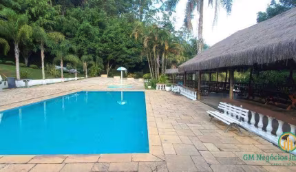 Sítio com 3 lagos e boa infraestrutura para eventos e outros