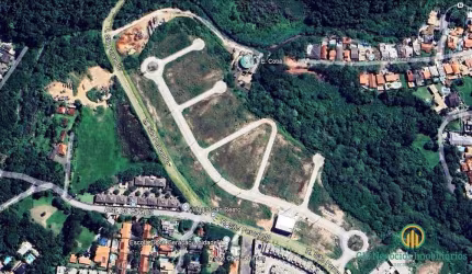Terrenos comerciais em ótima localização