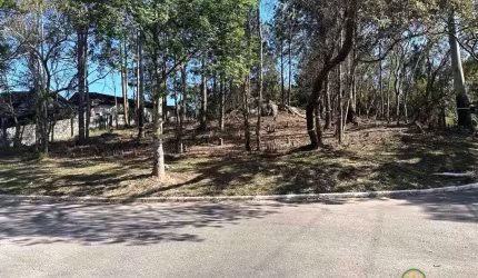 Forest Hills - MELHOR LOTE DO CONDO! 1.800m², esquina, alto, ensolarado!