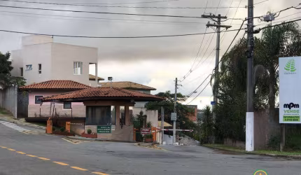 Excelente terreno com boa topografia 840m2,condominio Reserva do Moinho